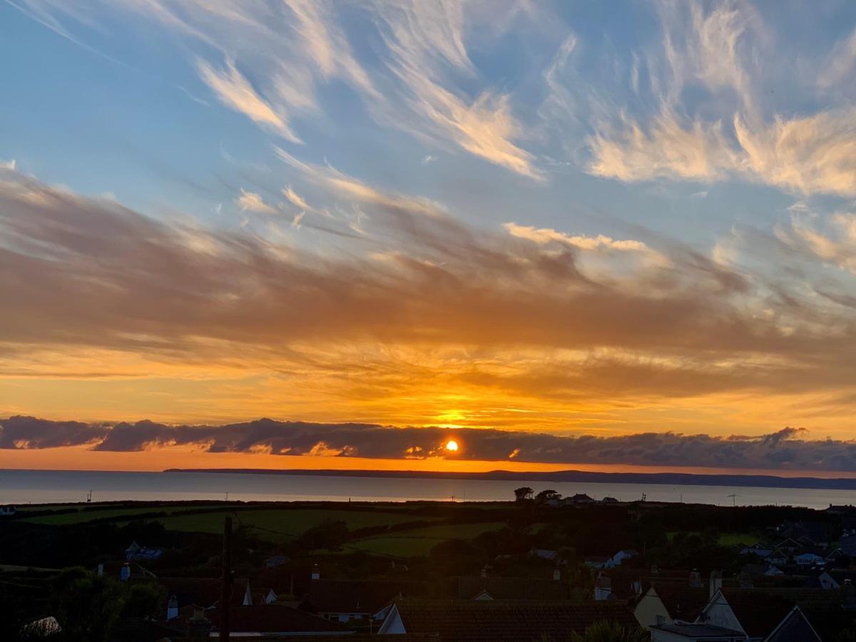 The Mounts Bay Inn Mullion Eksteriør bilde