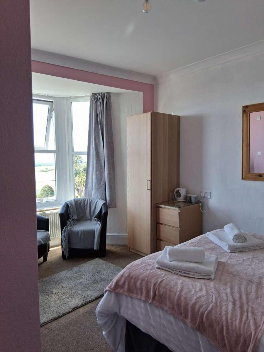 The Mounts Bay Inn Mullion Eksteriør bilde